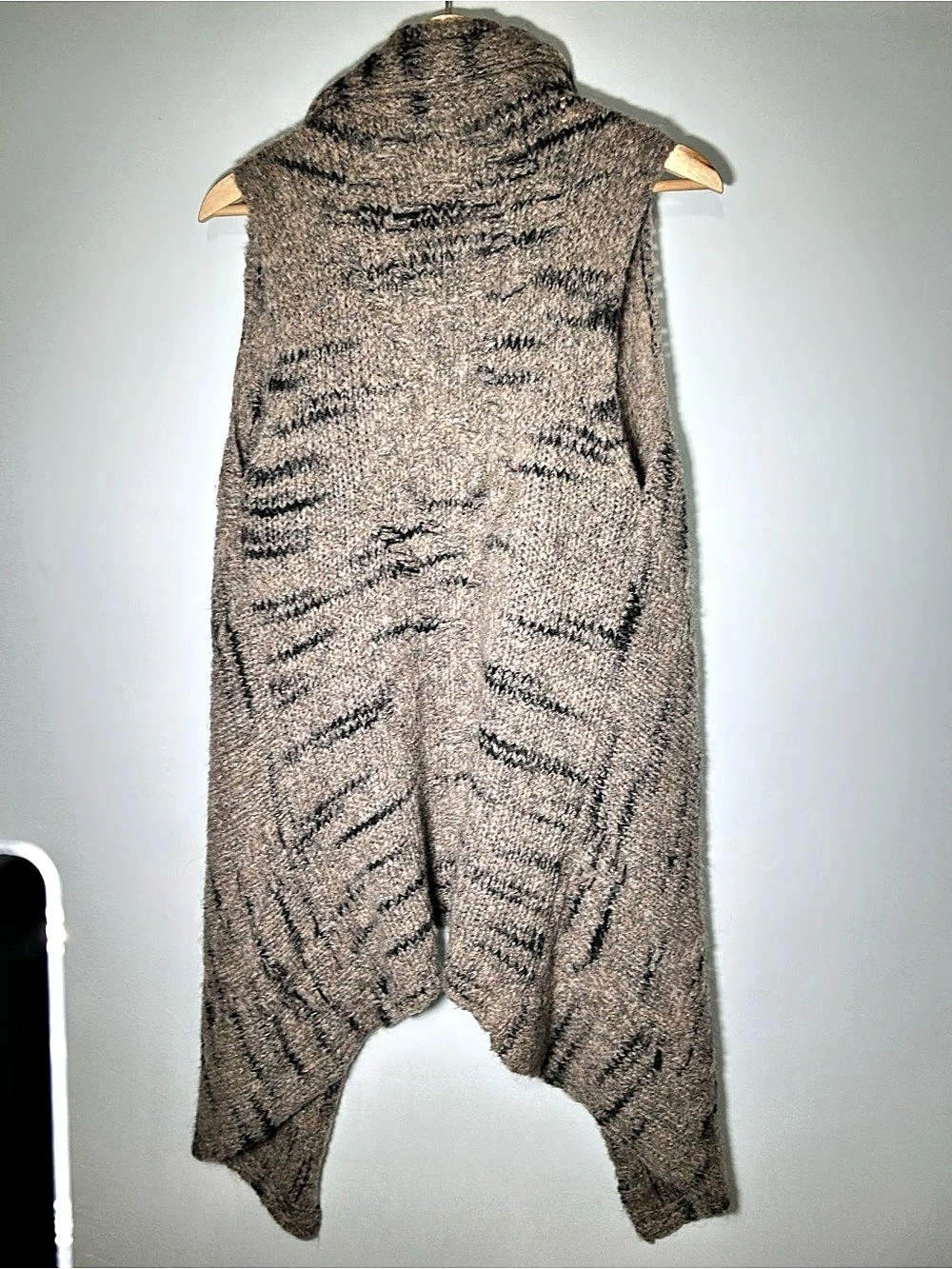 Elsamanda Made in Italy Mohair Wool Waterfall Sweater Vest One Size - Picture 6 of 12